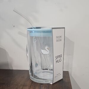Room Room Clear and Blue Sipper Mug with Straw